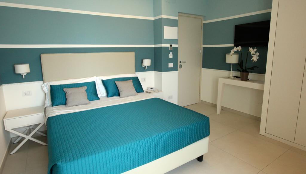 מארוטה Hotel Ambassador מראה חיצוני תמונה