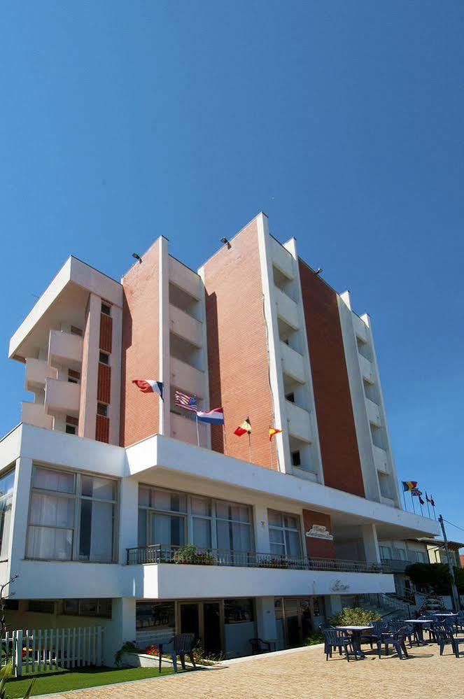 מארוטה Hotel Ambassador מראה חיצוני תמונה